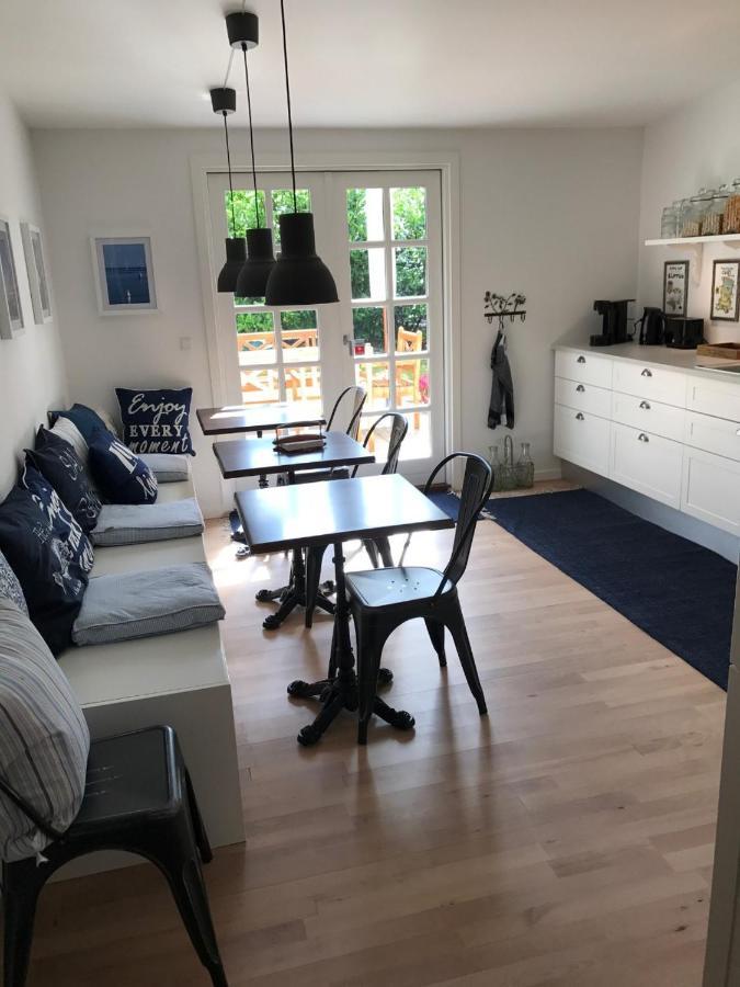 Trouville Bed & Breakfast Hornbæk Eksteriør bilde