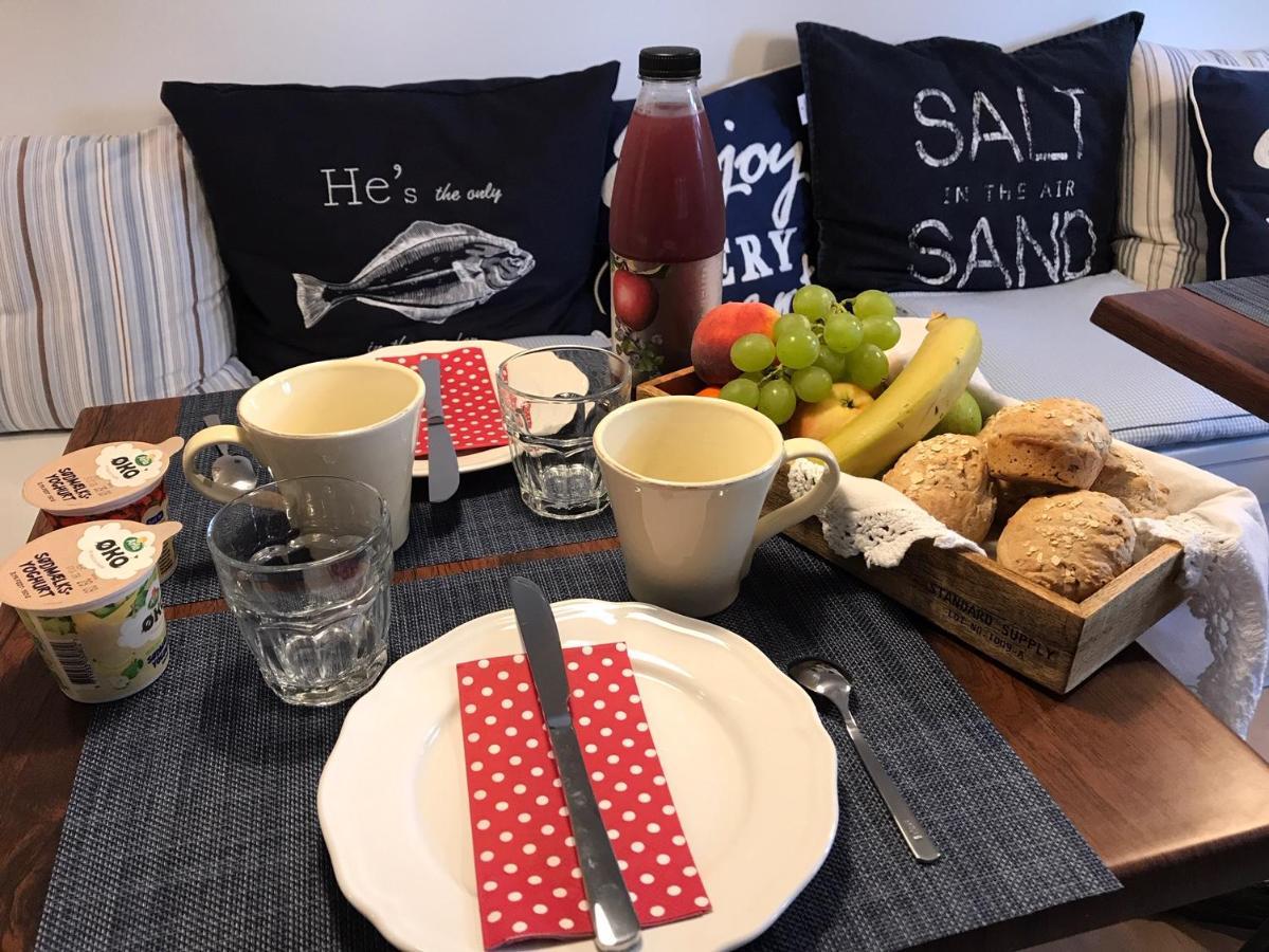 Trouville Bed & Breakfast Hornbæk Eksteriør bilde